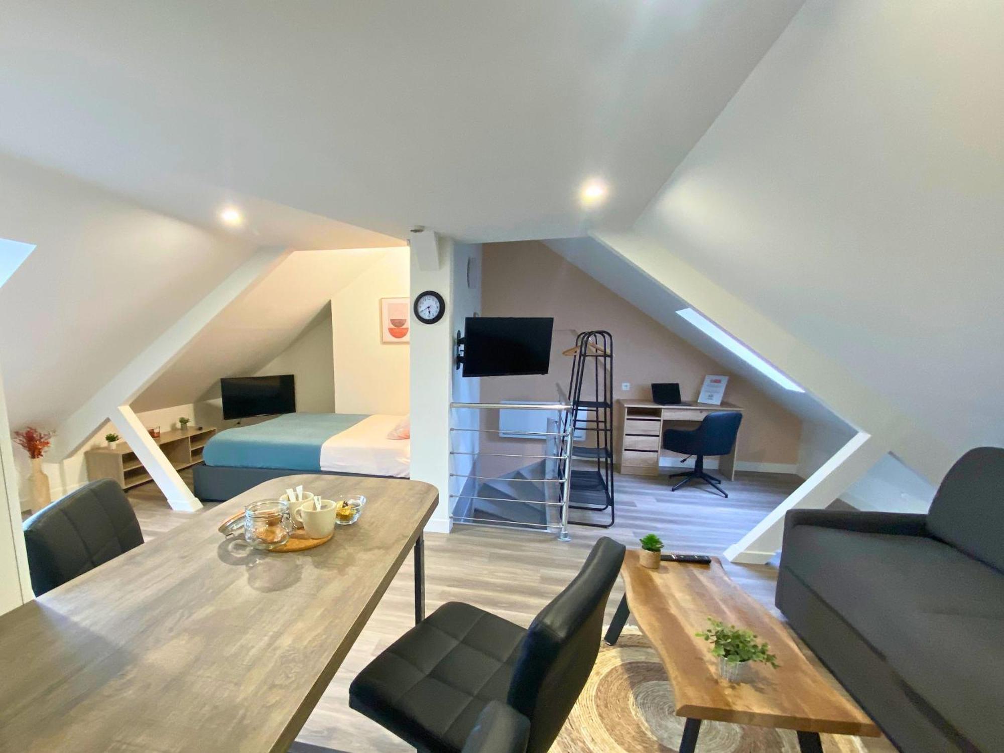 Studio Spacieux Et Elegant Au Coeur De Bourbourg - Gare A Proximite Exteriér fotografie